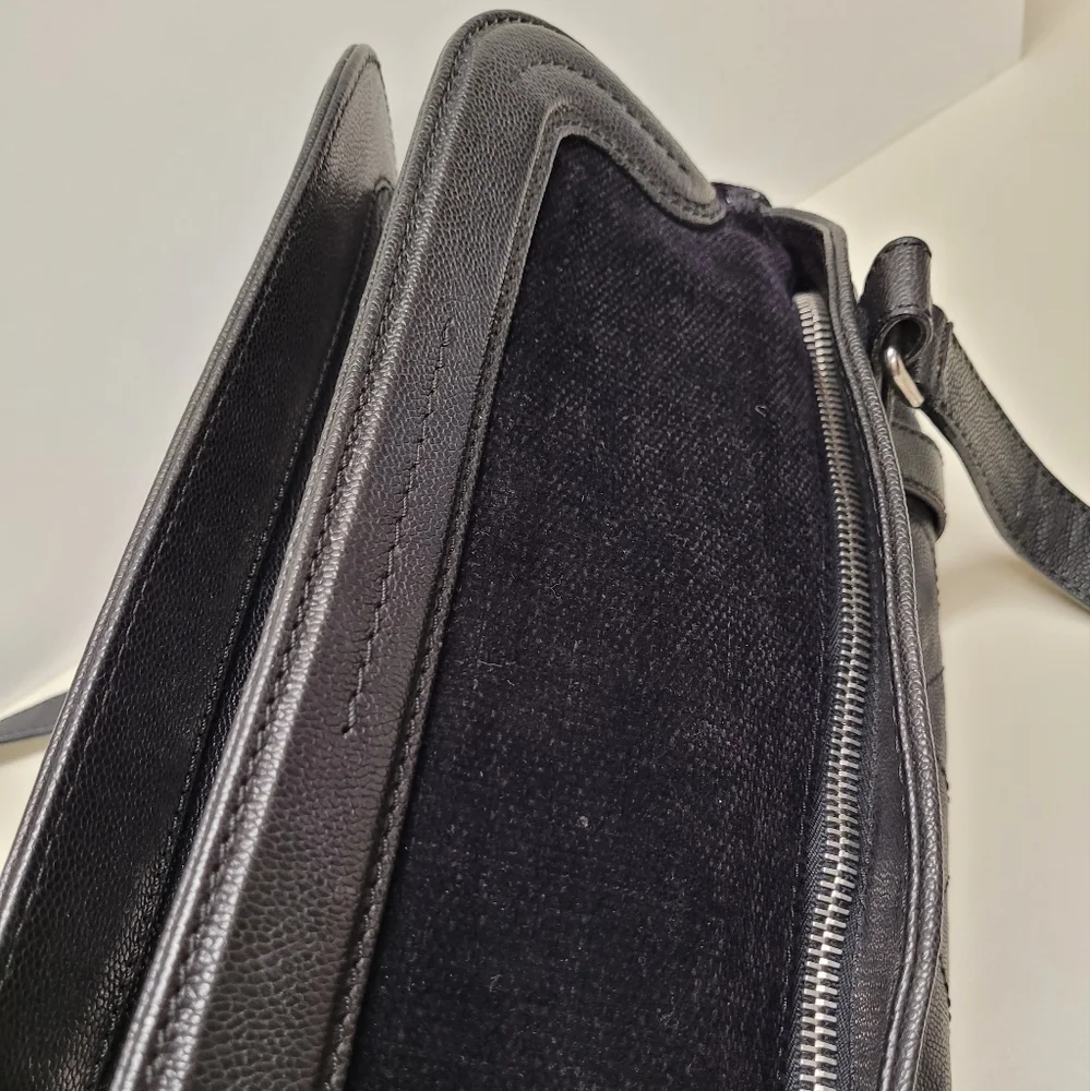 💎CHANEL Large Quilted Black Leather Shoulder bag - Picture 11 of 15